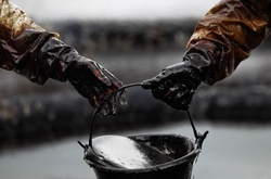 Ціна нафти Brent впала нижче 49 дол. за барель