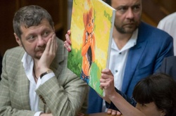 Чорновол у Верховній Раді криком розповіла історію загибелі свого чоловіка