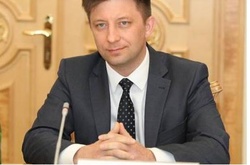 Польський депутат назвав катами українських церковних ієрархів, президентів, поета і німецьких єпископів