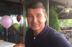 Нардепа Онищенка зустріли в столичному ресторані «Монако»