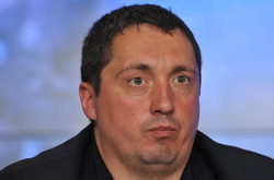 Провідника російських уболівальників, видвореного з Франції, знову затримали в Тулузі