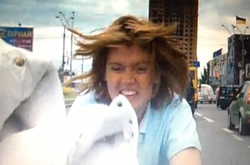 В столиці неадекватна жінка налякала автомобіліста