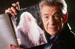 Звезда фильма «Властелин колец» Иэн Маккеллен проехался в московском метро без охраны