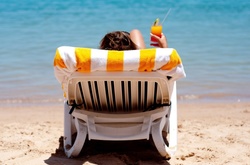 Більшість українців проведе літню відпустку вдома – опитування «Главкому»