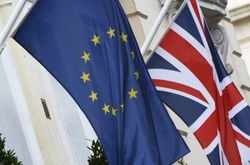 За Brexit голосували пенсіонери та люди без вищої освіти – опитування 