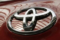 Toyota відкликає 1,43 мільйона гібридних автомобілів