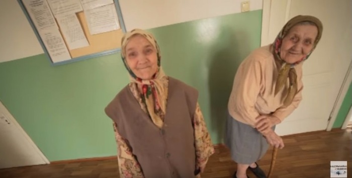 Будинок інвалідів на Київщині: ліфт не працює, а мати візок – за щастя 