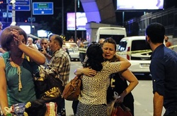 Українцям радять утриматися від поїздок до Стамбула