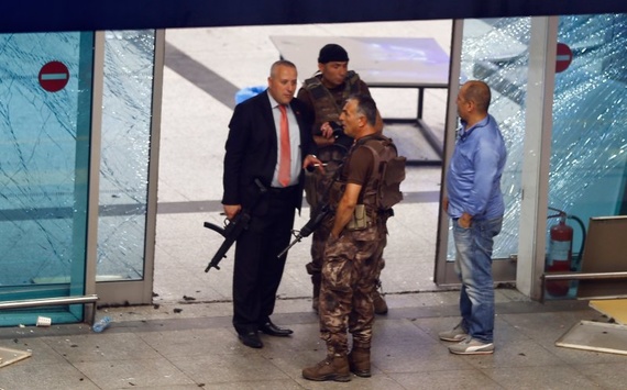 Терористи в стамбульському аеропорту поводилися як спецпризначенці - The Daily Beast