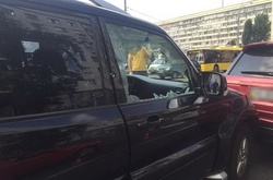 На Печерську зранку стріляли в чоловіка