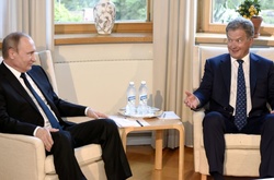 Путін розповів президенту Фінляндії, що окупував Крим законно