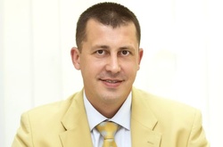 Корупційна схема в Санслужбі: Суд обирає запобіжний захід головному санітарному лікарю