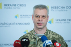 АТО: загиблих немає, шестеро військових - поранені