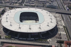 Біля «Стад де Франс» поліція перевірила підозріле авто