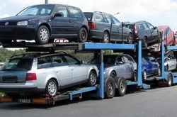 Кабмін пропонує Порошенку підписати закон про здешевлення вживаних авто