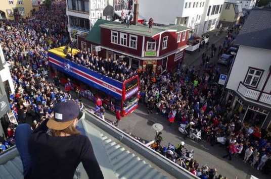 Євро-2016. Збірну Ісландії зустріли в Рейк'явіку як героїв