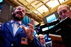 Світові ринки поновили падіння на тлі Brexit