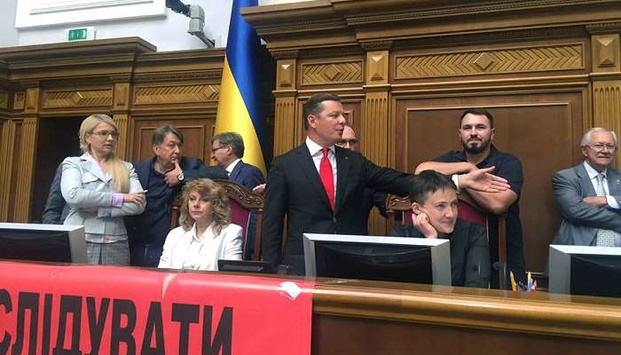У Яценюка розказали про «справжні причини» блокування Ради Ляшком і Тимошенко