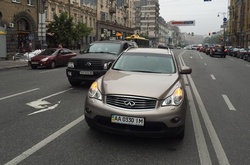 Злодії викрали автомобіль у заступника голови Мінекономрозвитку