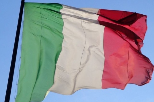 В Італії регіональна рада Тоскани прийняла резолюцію про скасування санкцій проти Росії