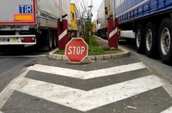 України просить ЄС натиснути на РФ у питанні скасування обмежень на транзит