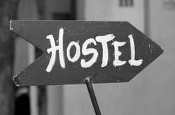 У столичному нелегальному хостелі вбили людину