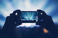 Apple может внедрить функцию блокировки камеры во время концертов