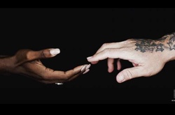  Дженнифер Лопес, Бритни Спирс, Гвен Стефани и Пинк записали песню в память о погибших в Орландо 