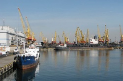 Промисловці та зерновики заявляють про дискримінацію з боку Мінінфраструктури 