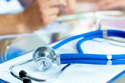 Інтерни-контрактники показують гірші результати на іспитах в медуніверситетах 