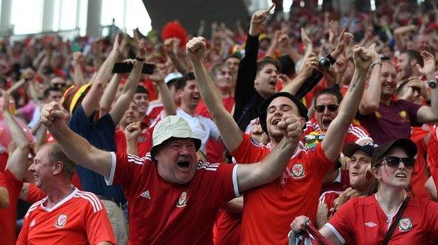 Євро-2016. Збірну Уельсу в Кардіффі зустріли сотні тисяч вболівальників