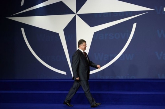 Саміт НАТО. Що везе Порошенко з Варшави