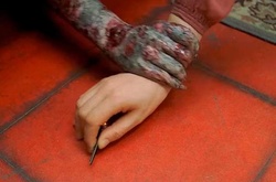 Самые страшные моменты из фильмов ужасов разных лет собрали в одном видео