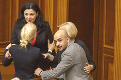 Рейтинги молодих політиків: найвища довіра до Соболєва, Чорновол, Парасюка та Найема