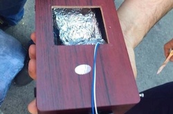 Під Києвом чоловікові поштою надіслали радіоприймач з амфетаміном