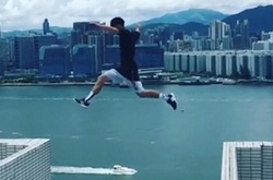 Британець здійснив стрибок без страховки між 25-поверховий хмарочос