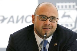 Депутат-автолобіст сподівається, що Рада встигне прийняти президентські правки до закону про зниження акцизів на вживані авто