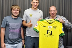 Форвард збірної України перейшов у «Анжі»