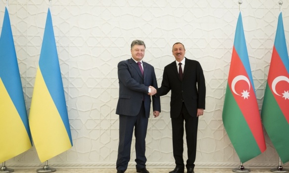 Порошенко і президент Азербайджану поспілкувались із ЗМІ