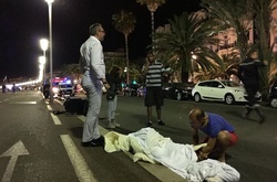 Теракт у Ніцці: Число загиблих перевищило 80 осіб