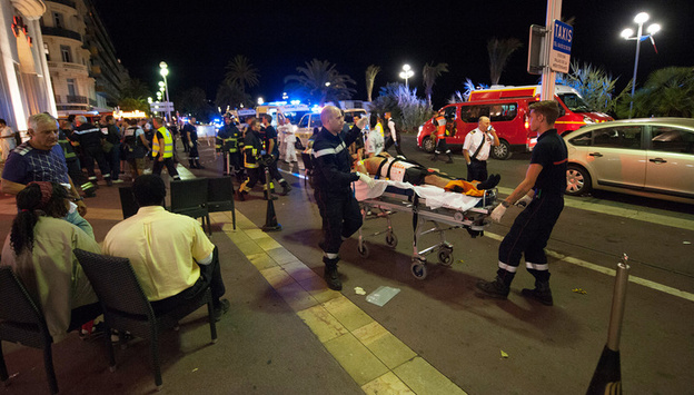 Теракт у Ніцці: до лікарень потрапили 54 дитини