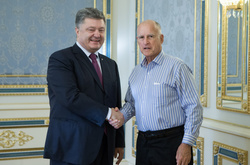 Порошенко провів зустріч із губернатором Каліфорнії Джеррі Брауном