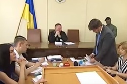 Солом'янський суд Києва вирішує, чи заарештовувати фігурантів справи Одеського припортового заводу