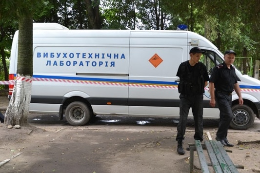 Поліція не знайшла вибухівки на «замінованих» дільницях на Херсонщині