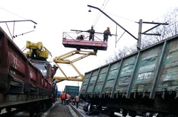 На Сахаліні з рейок зійшов потяг із снарядами