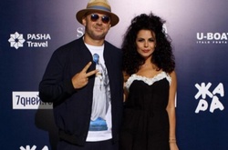 Настя Каменских опубликовала фрагмент видео прыжка с парашютом