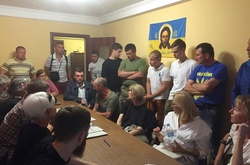 В ОУН заявили, що не допустять входження учасників Хресного ходу в Київ