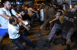 Поліція розігнала демонстрантів в Єревані 