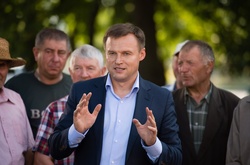 Глава Аграрної партії заперечує її зв'язок з Банковою