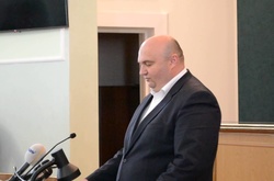 Губернатор Хмельниччини судитиметься з депутатом за «мертву душу»